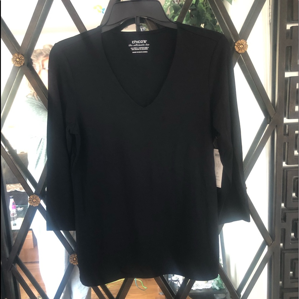 NWT black Chico’s v-neck top w/ 3/4 length sleeves
